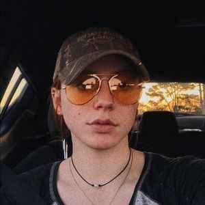 Meet your Posher, Meredith